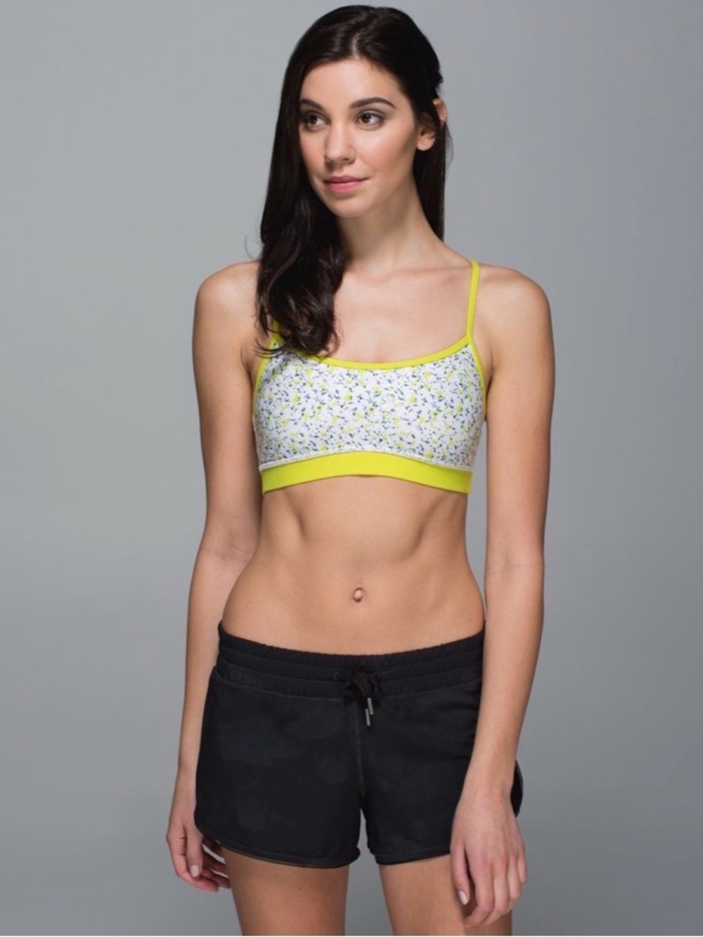 Womens Lululemon Flow Y Bra size 4 EUC